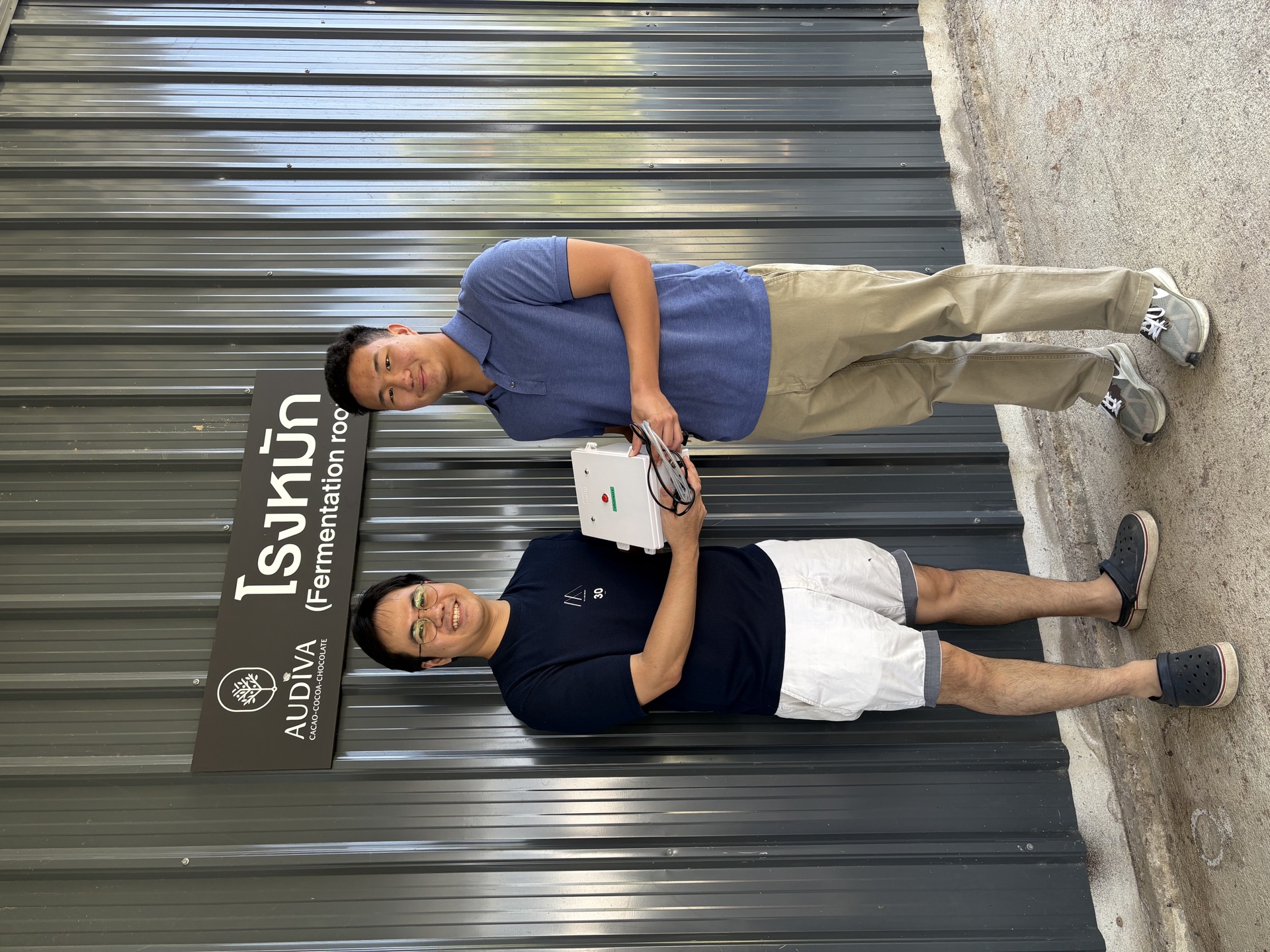 Giving GOcacao device to a farmer